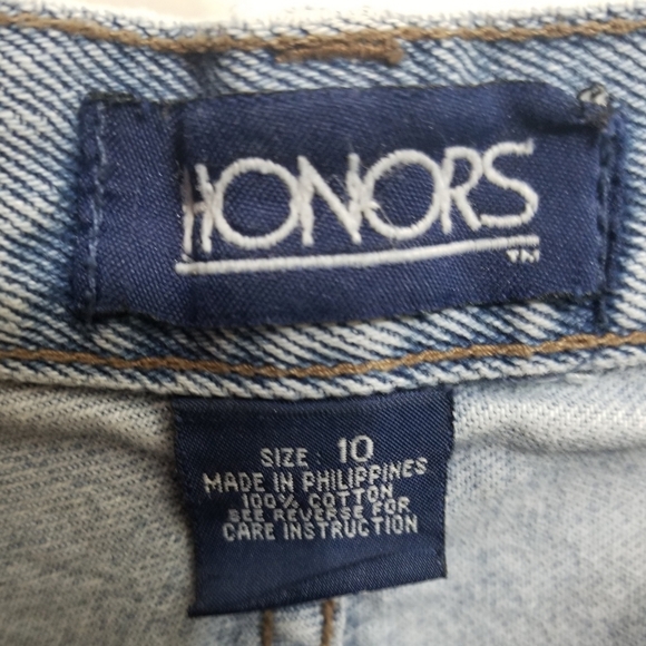 VGUC blue jean shorts - Picture 4 of 7